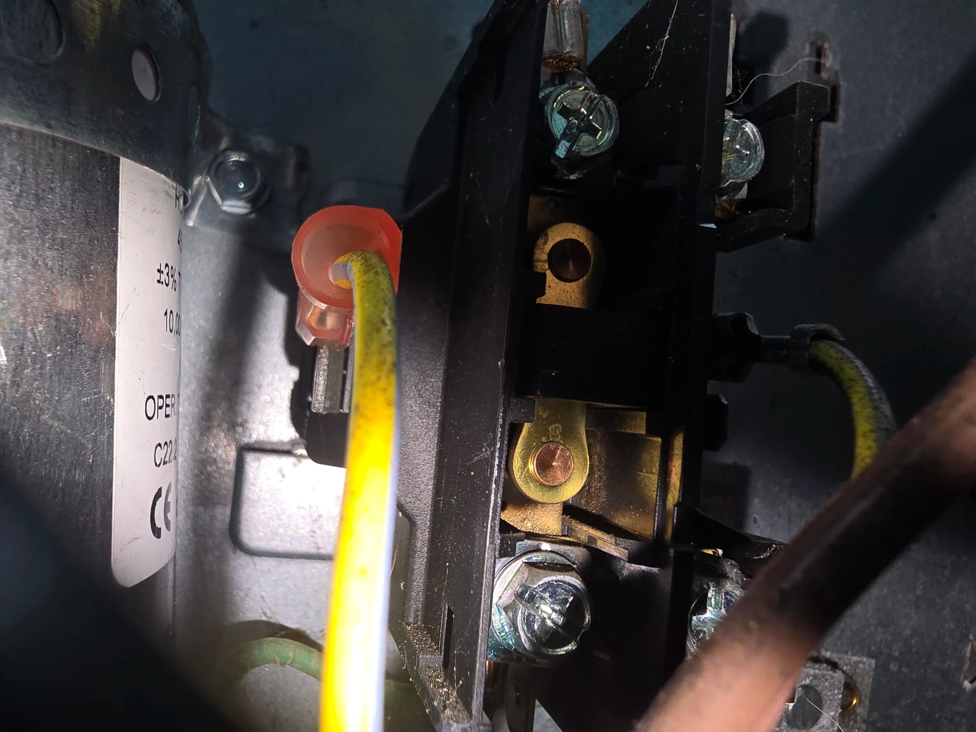 A Burnt Contactor Can Kill Your HVAC System Fast