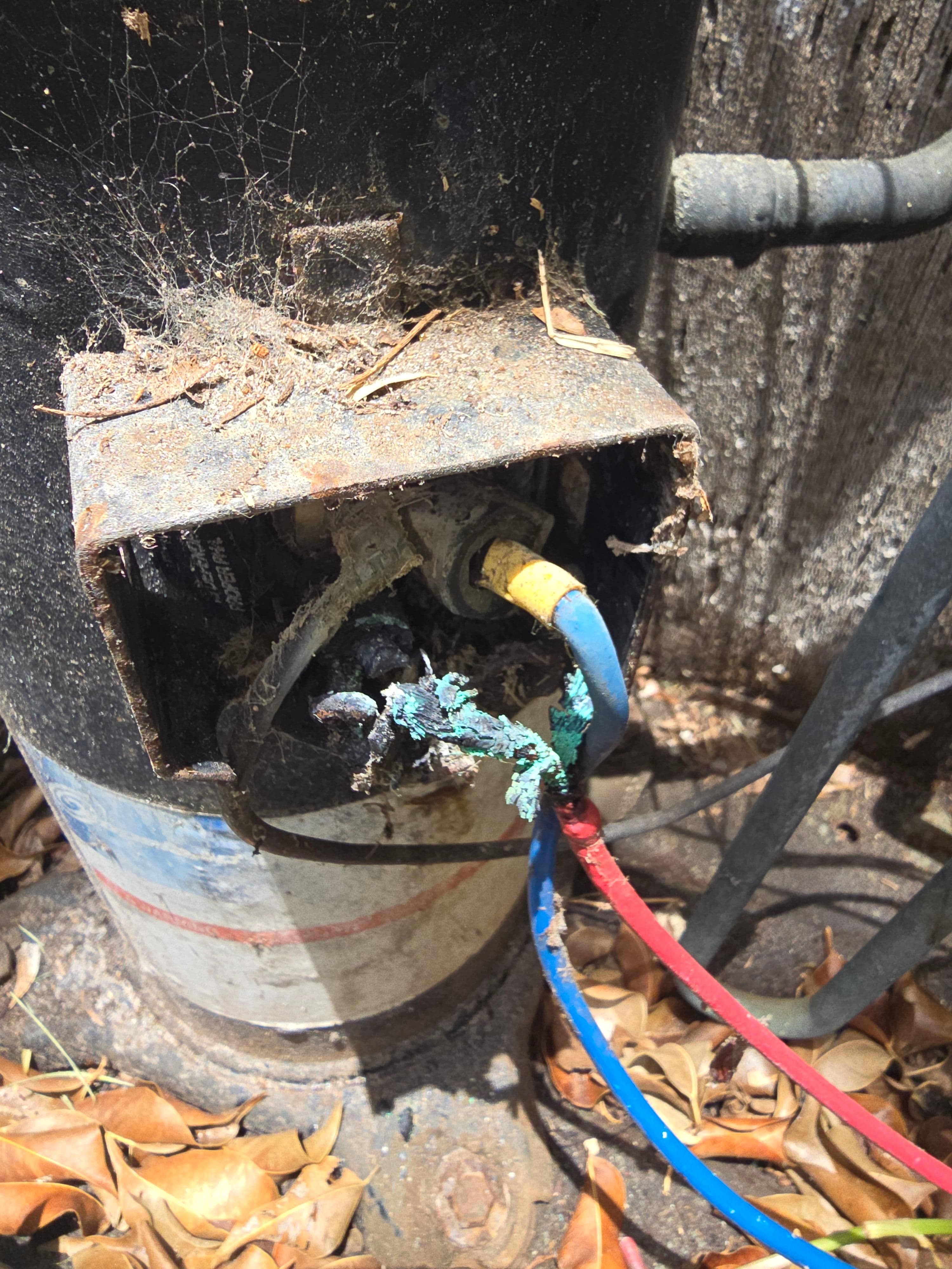 Project Burnt Compressor Wires Are a Warning Sign You Shouldn't Ignore image