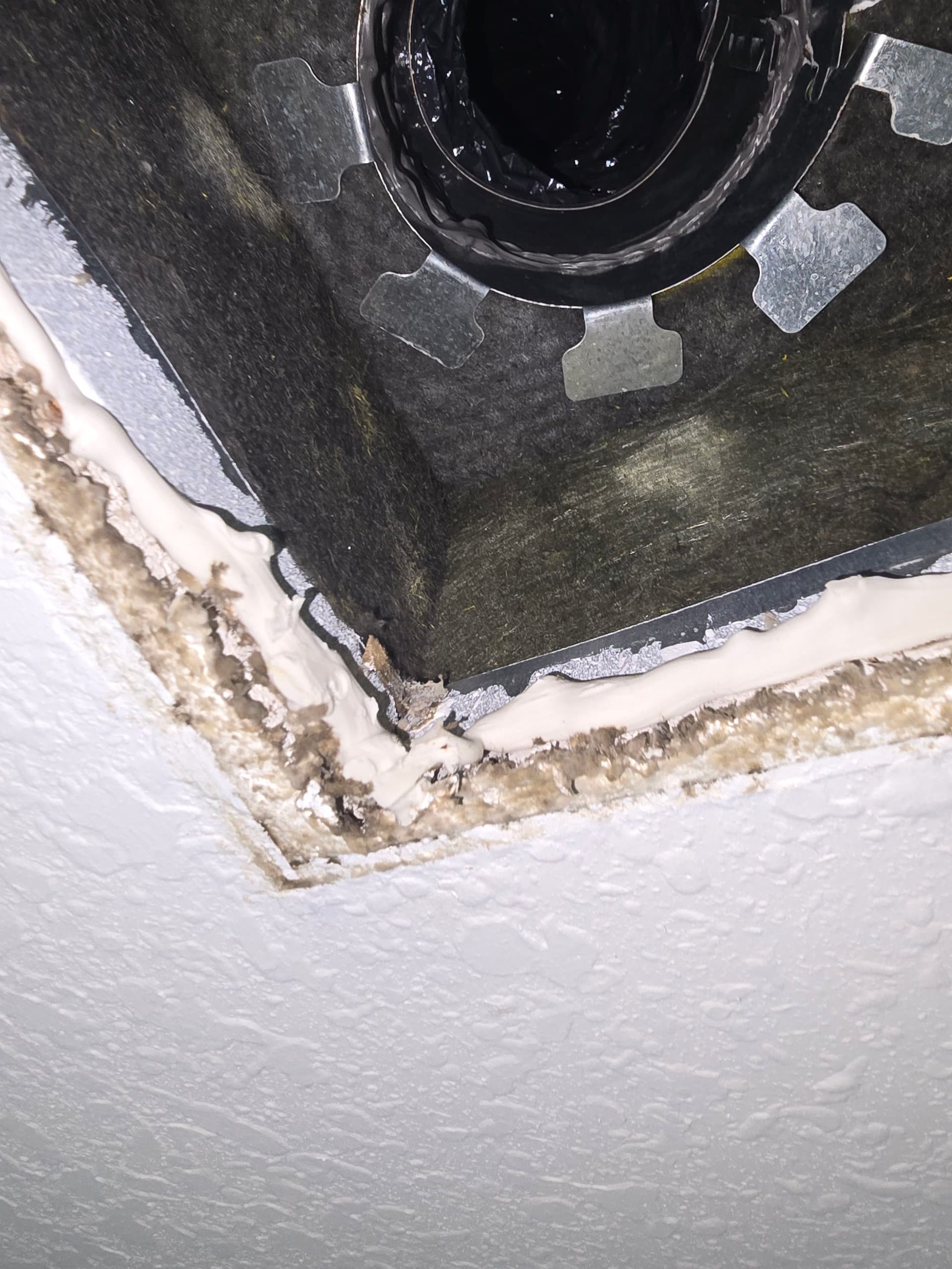 Gallery photos for Why Your Vents Are Sweating and What to Do About It: Image #1